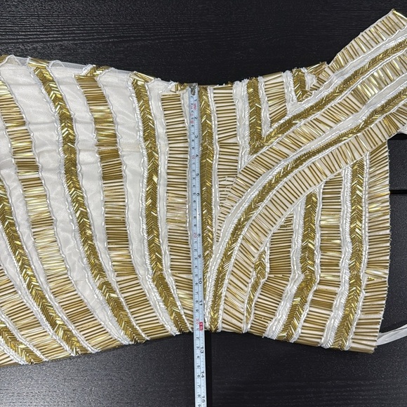 Mac Duggal Gold Goddess Beaded One Shoulder White Gown - Sample - Size 2 - Picture 11 of 14